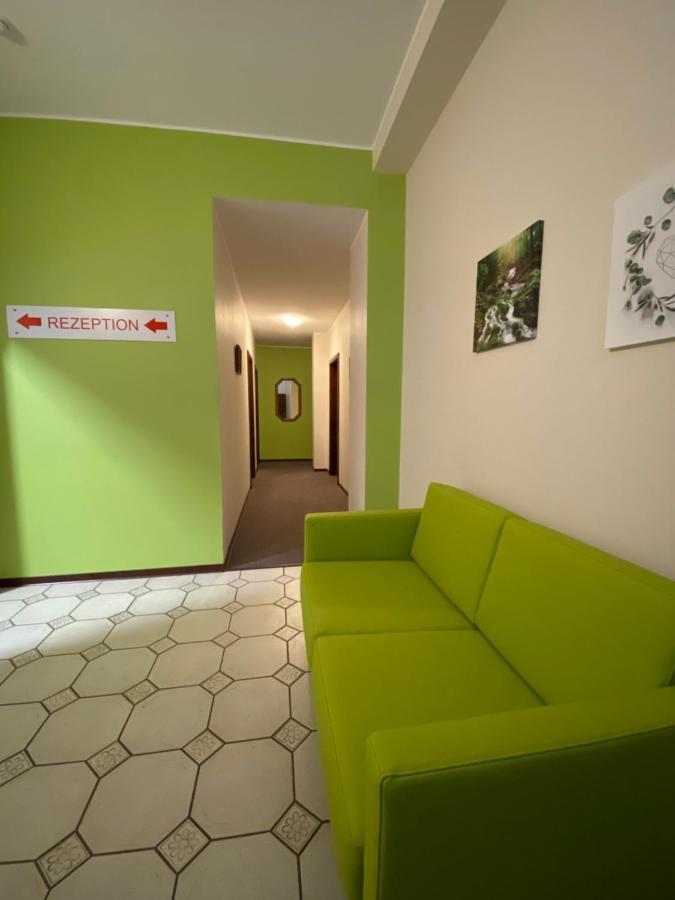 Hotel Schuetz Trewir Zewnętrze zdjęcie